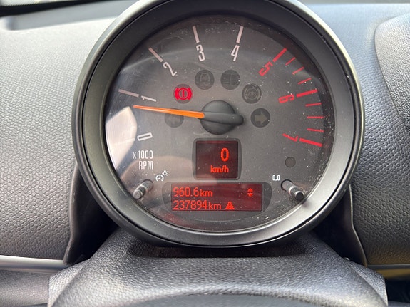 MINI Countryman Cooper SD 16 of 18