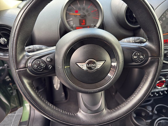 MINI Countryman Cooper SD 15 of 18