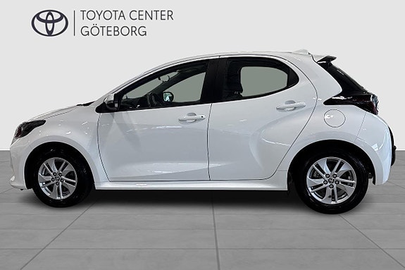 Toyota Yaris 6 of 13