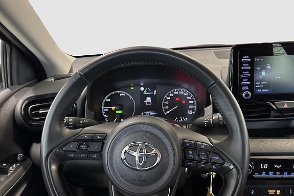 Toyota Yaris 12 of 13