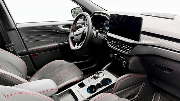 Ford Kuga 3 of 9