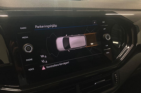 Volkswagen T-Cross 6 of 30