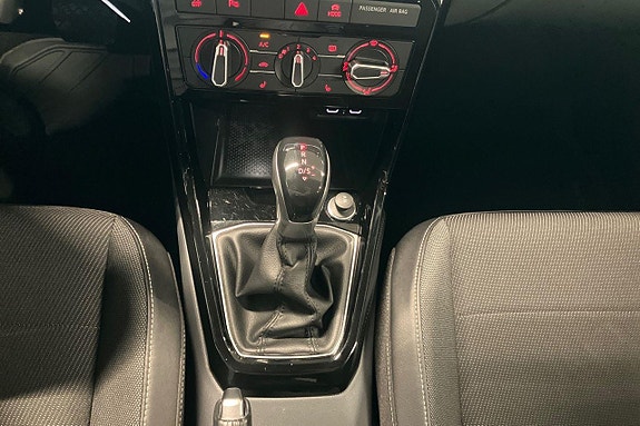 Volkswagen T-Cross 28 of 30