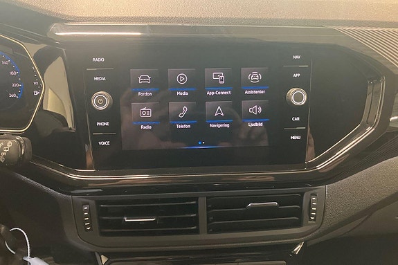 Volkswagen T-Cross 25 of 30