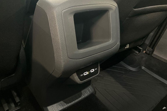 Volkswagen T-Cross 21 of 30