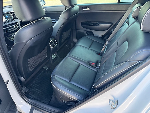 Kia Sportage 14 of 20