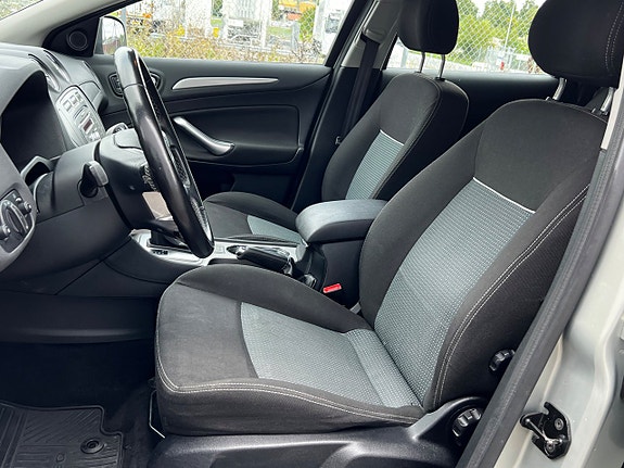 Ford Mondeo 8 of 21