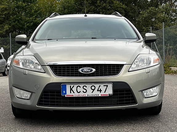 Ford Mondeo 16 of 21