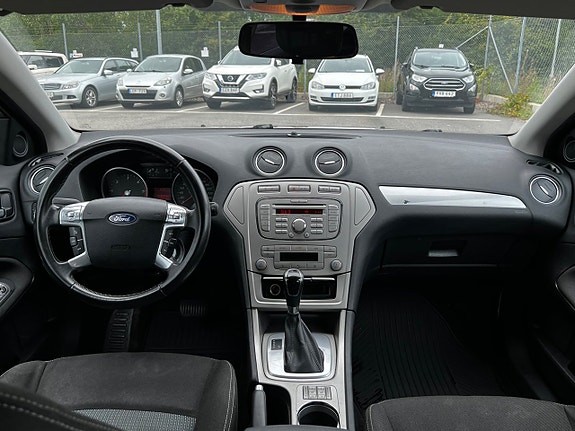 Ford Mondeo 9 of 21