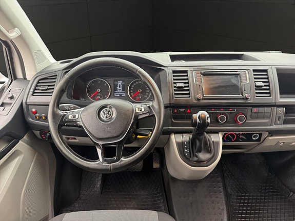 Volkswagen Transporter 17 of 30