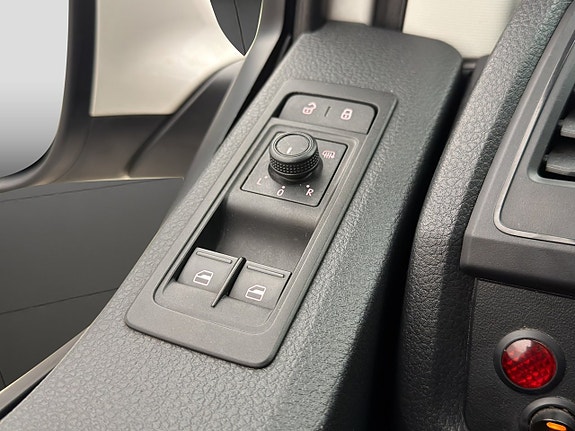 Volkswagen Transporter 14 of 30