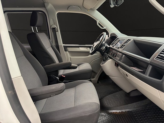 Volkswagen Transporter 27 of 30