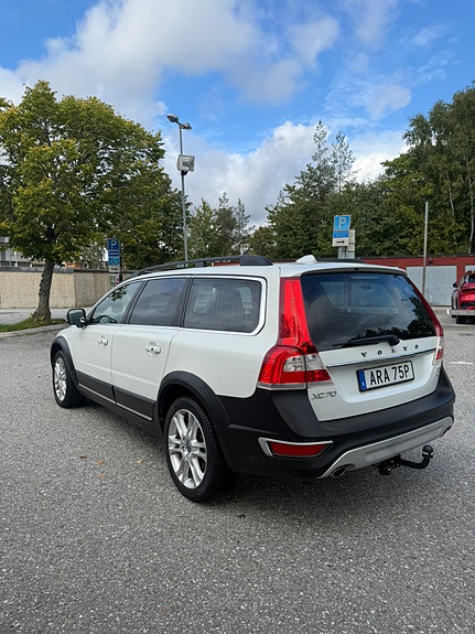 Volvo XC70 6 of 13