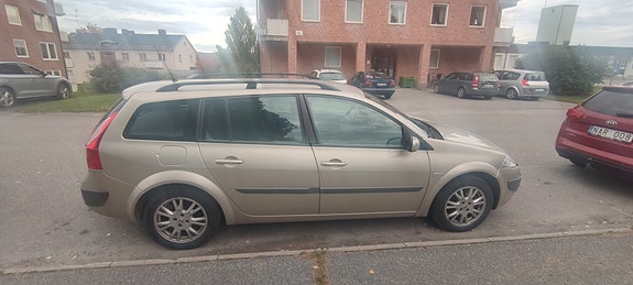 Renault Megane II 3 of 3