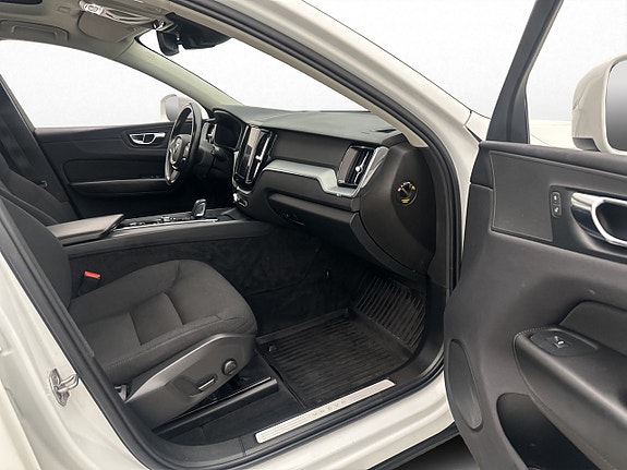 Volvo XC60 27 of 30