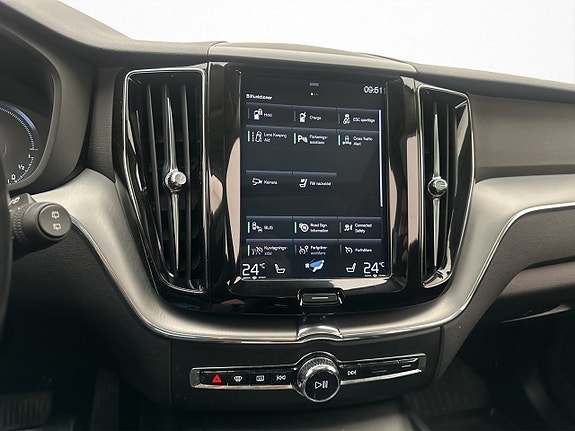 Volvo XC60 22 of 30
