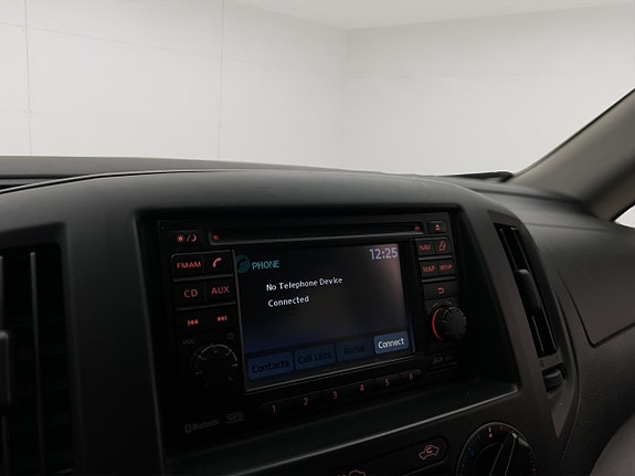 Nissan NV200 20 of 29