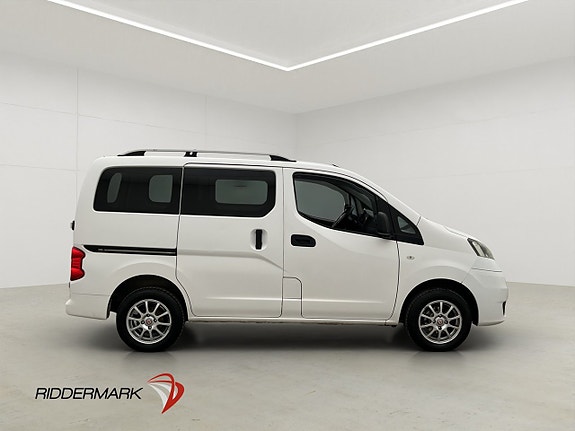 Nissan NV200 2 of 29