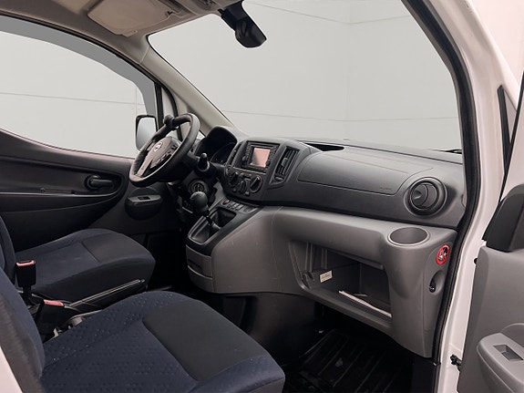 Nissan NV200 25 of 29
