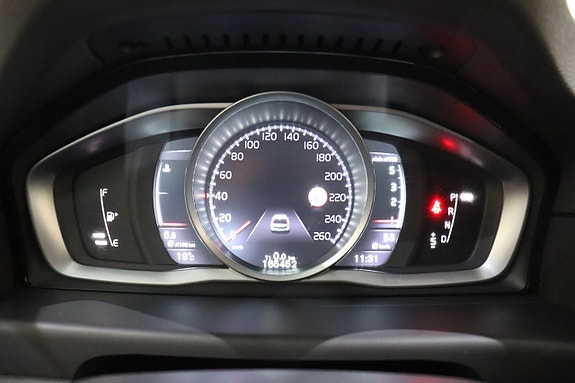 Volvo V70 18 of 26