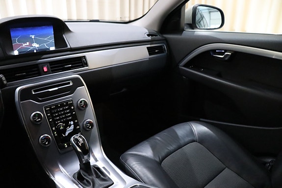 Volvo V70 23 of 26