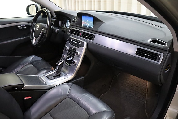 Volvo V70 24 of 26