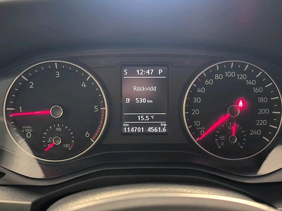 Volkswagen Amarok 17 of 18