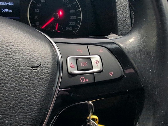Volkswagen Amarok 16 of 18