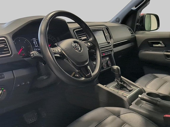 Volkswagen Amarok 10 of 18