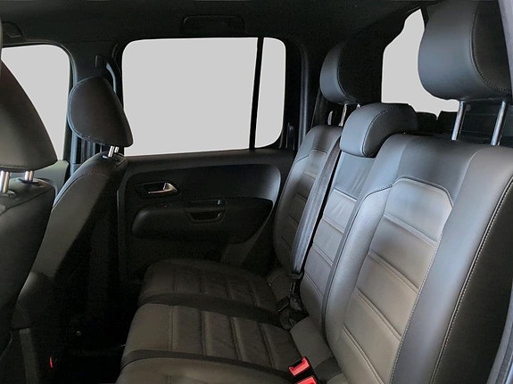 Volkswagen Amarok 12 of 18