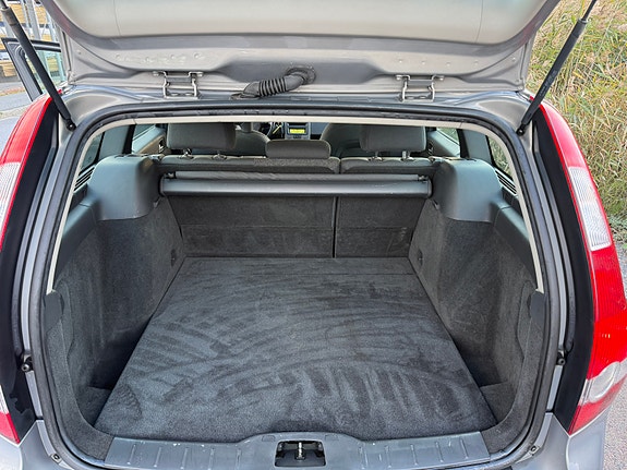Volvo V50 6 of 6