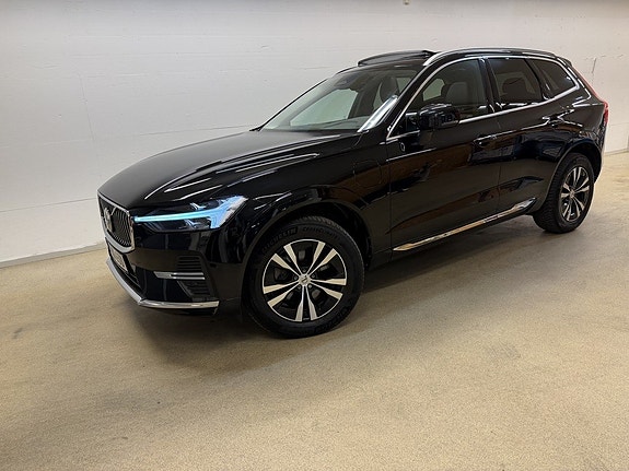 Volvo XC60 2 of 30