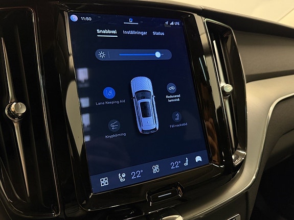 Volvo XC60 17 of 30