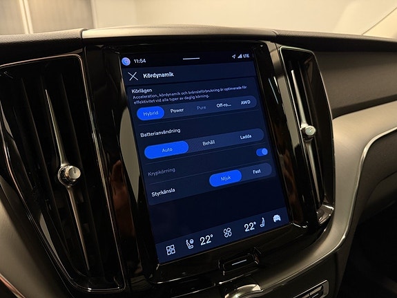 Volvo XC60 21 of 30