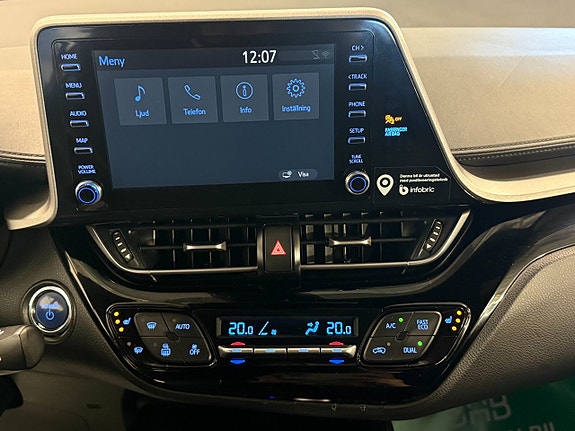 Toyota C-HR 14 of 19