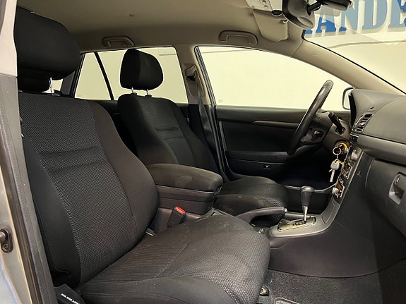 Toyota Avensis 20 of 21