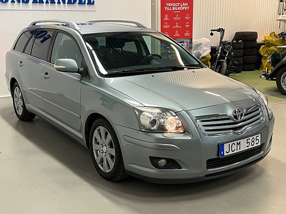 Toyota Avensis 6 of 21