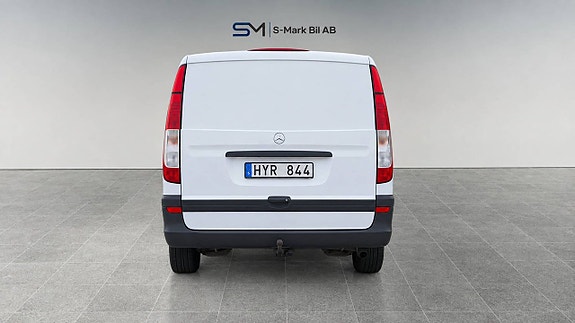 Mercedes-Benz Vito 109 4 of 11