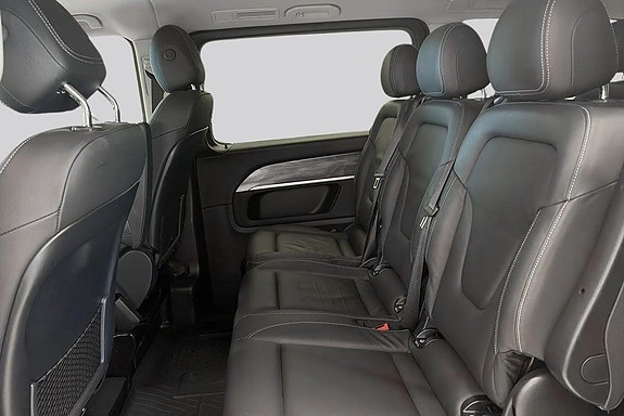 Mercedes-Benz V250 d 9 of 17
