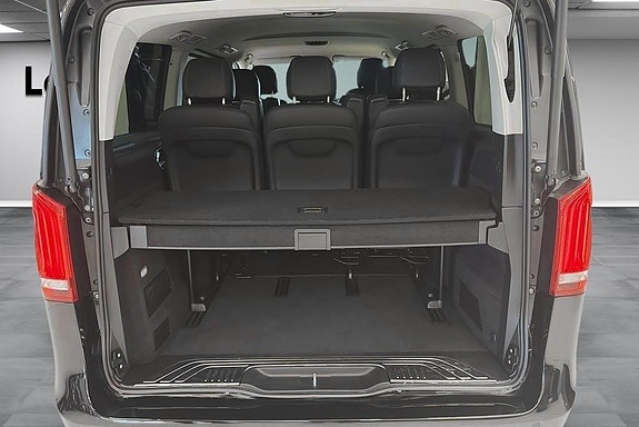 Mercedes-Benz V250 d 14 of 17