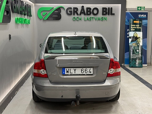 Volvo S40 8 of 19