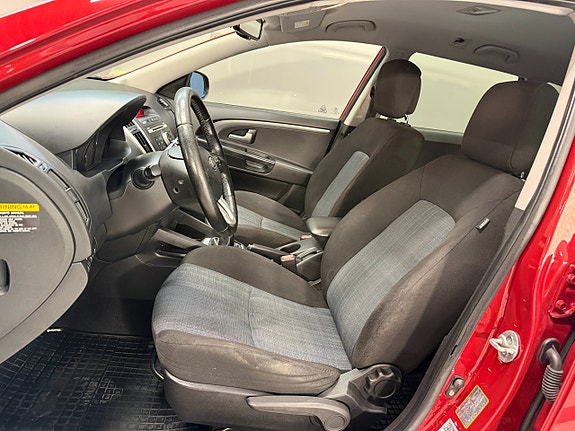 Kia Ceed 9 of 21