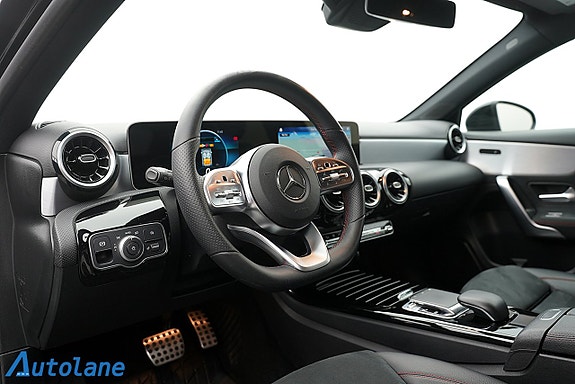 Mercedes-Benz A180 14 of 28