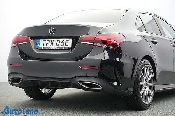 Mercedes-Benz A180 11 of 28