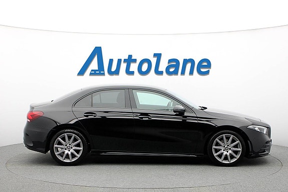Mercedes-Benz A180 9 of 28