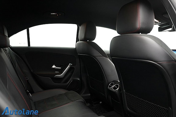Mercedes-Benz A180 28 of 28