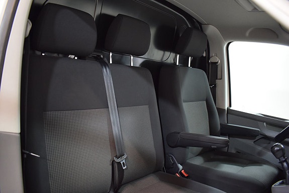 Volkswagen Transporter 9 of 16