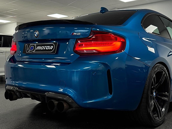 BMW M2 10 of 26