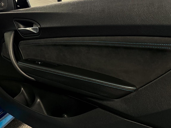 BMW M2 24 of 26