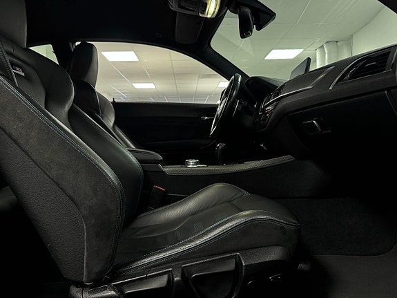 BMW M2 20 of 26